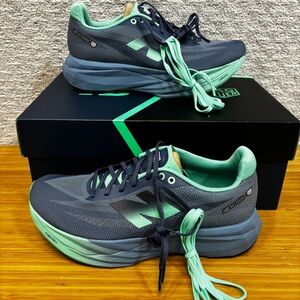 New Balance Tag Heuer Super Comp. Elite v5 WRCELTG5  Woman’s Sz 8.5 Mens 7